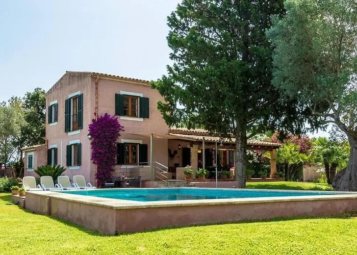 Villa In Alcudia With Passion And Care In Every Detail By Renthousing