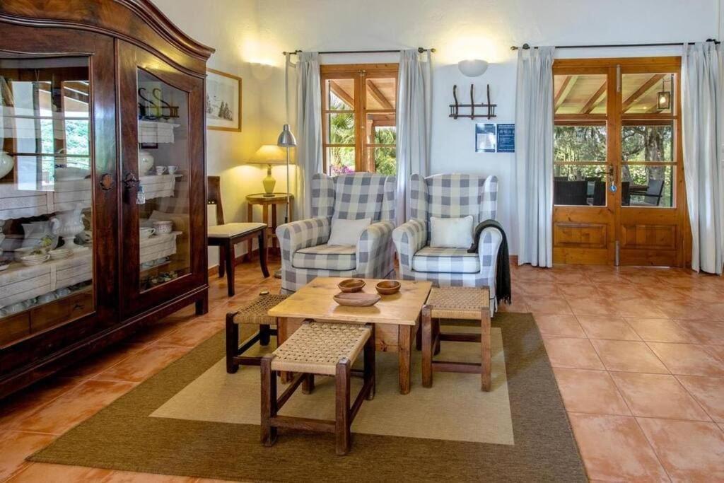 Villa In With Passion And Care In Every Detail By Renthousing Alcudia (Mallorca)