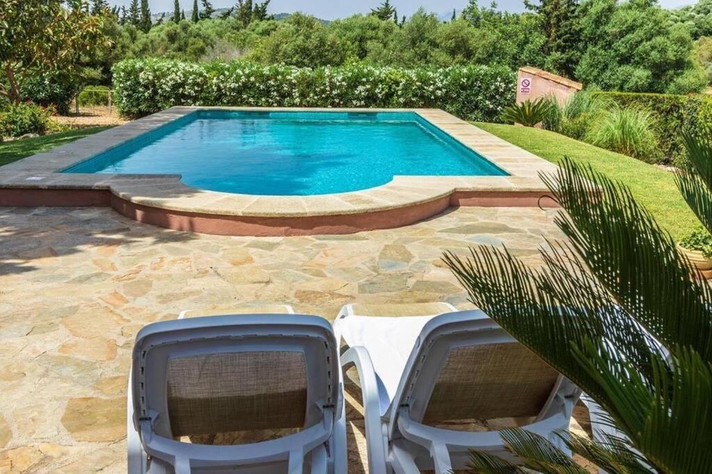 In With Passion And Care In Every Detail By Renthousing Villa *