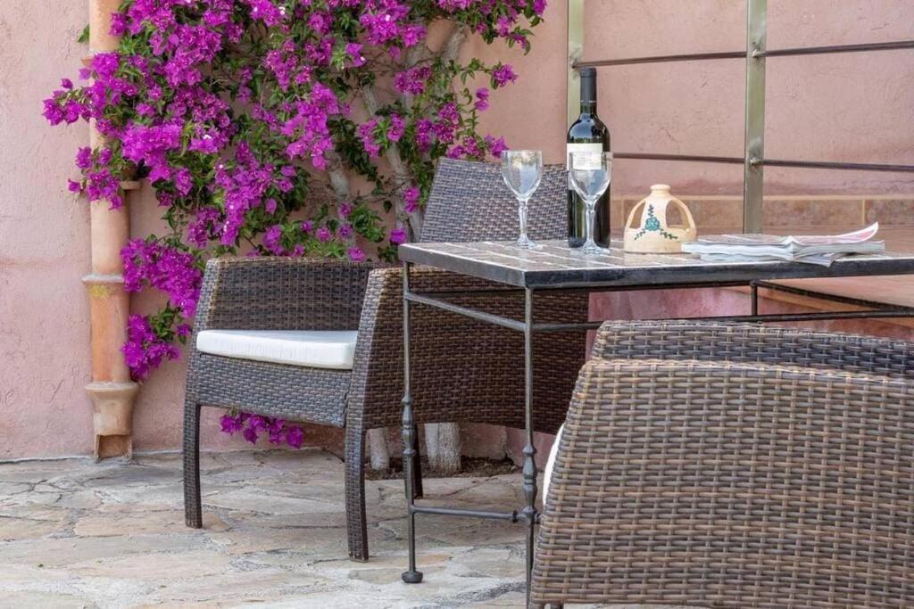 In With Passion And Care In Every Detail By Renthousing Villa Alcudia (Mallorca)