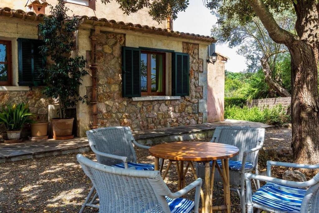 In With Passion And Care In Every Detail By Renthousing Villa Alcudia (Mallorca)