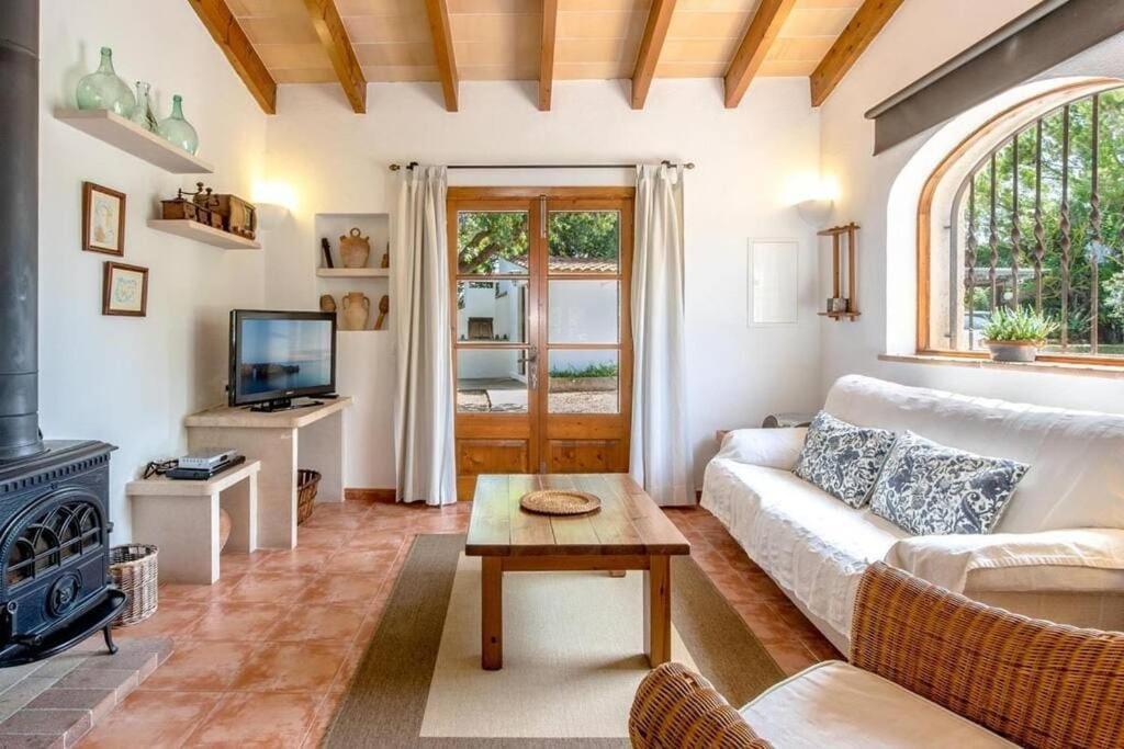 Villa In With Passion And Care In Every Detail By Renthousing Alcudia (Mallorca)
